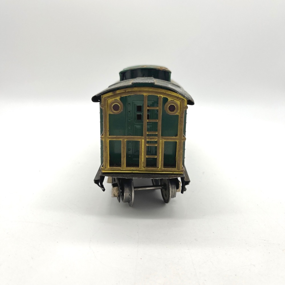 Vintage Lionel‎ Lines 817 Green Tin Caboose Toy Train Car - Picture 4 of 7